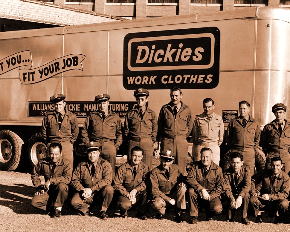 1940&amp;amp;#39;s truckers in front of Dickies trailer